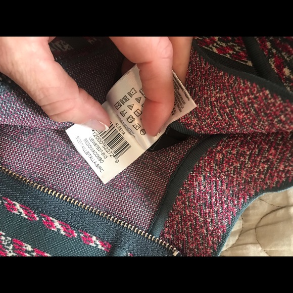 BCBGMaxAzria Aleena Striped Dress - Picture 6 of 7